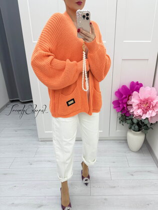 Pletený kardigán s prednými vreckami a nášivkou - oranžový C168