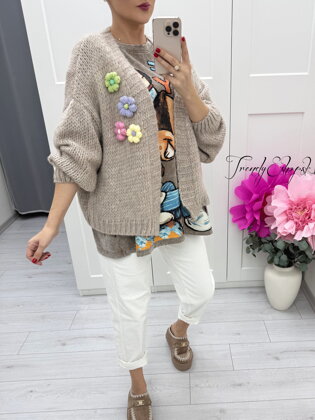 Kardigán s farebnými 3D kvetinami POLA - hnedý C264