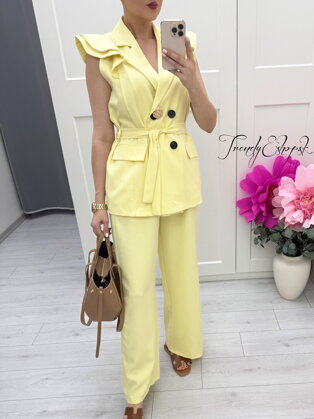 Elegantný nohavicový komplet s vestou - žltý C510