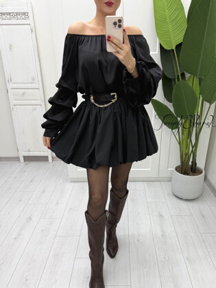 Saténová tunika s riasenými rukávmi - čierna B1940 Saténová tunika s riasenými rukávmi - čierna B1940