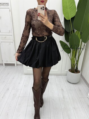 Sieťovaný top s flitrovanými kvetmi - čokoládový B2120 Sieťovaný top s flitrovanými kvetmi - čokoládový B2120