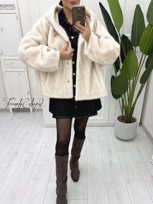 Plyšový kožuštek s kapucňou a štrasovým zdobením - maslový B2249