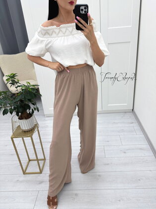 Top s výstrihom na ramená Faye - biely N1516
