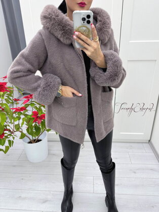 Príjemný kabát s kapucňou a kožušinou Alpaka - sivo-fialový S3737