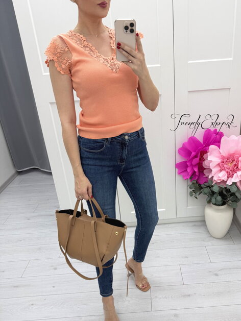 Oranžové tričko s krajkou SHEEP Fashion C581