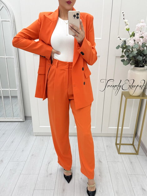 Elegantný nohavicový kostým DILVIN - oranžový C727