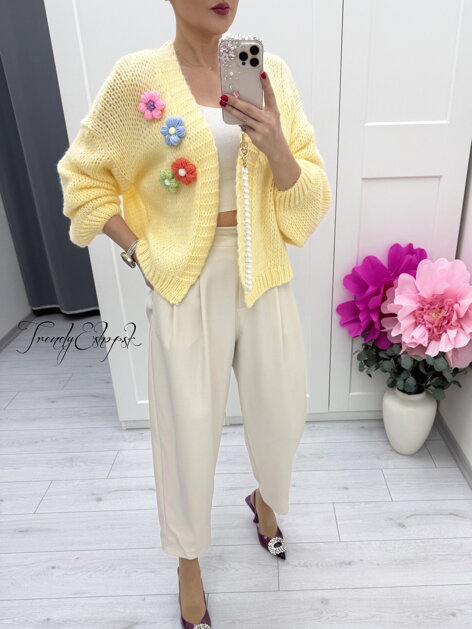 Kardigán s farebnými 3D kvetinami POLA - žltý C90