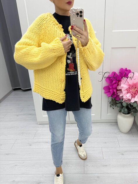 Hrubší vypletaný kardigán na gombíky - žltý C45