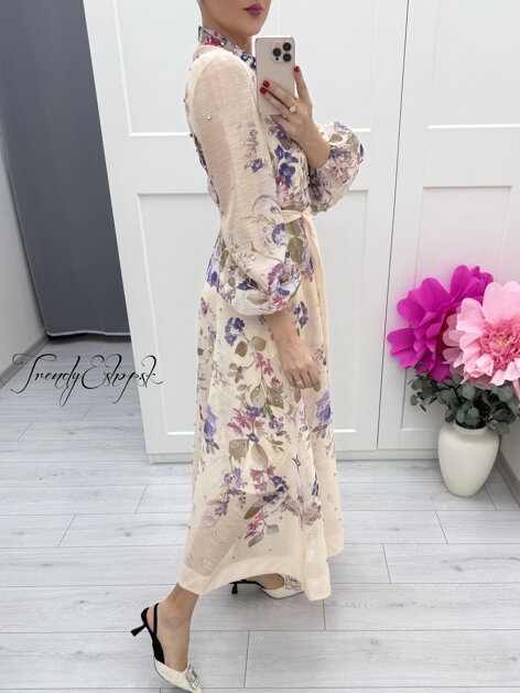 Fialovo-béžové kvetinové šaty s kamienkami a ozdobnými gombíkmi C252