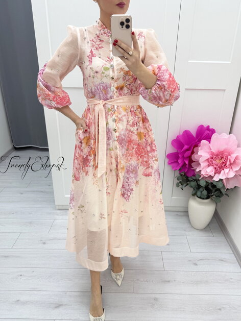 Ružovo-oranžové kvetinové šaty s kamienkami a ozdobnými gombíkmi C253