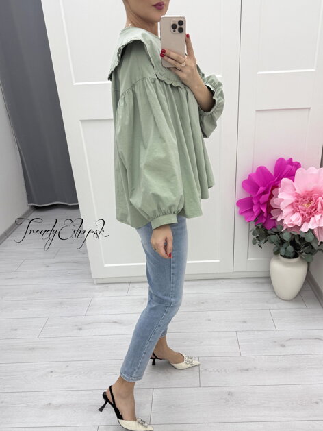 Zelená oversize blúzka s veľkým límcom C299