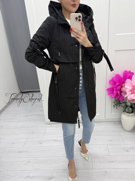 Čierna jarná parka s kapucňou C268