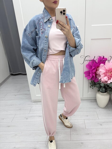 Ružové tepláky s bielymi pruhmi a so sťahovaním C213