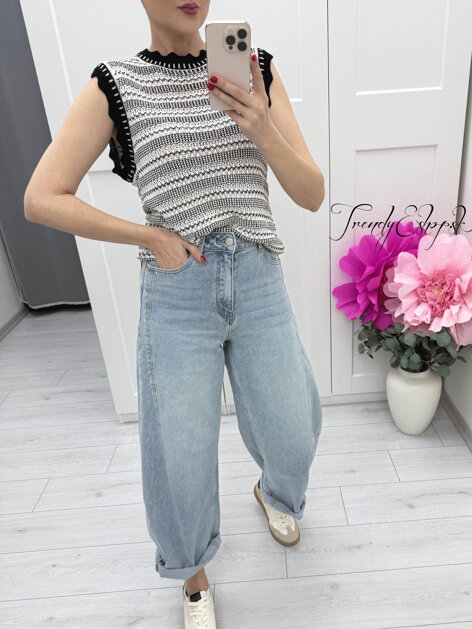 Čierno-biely háčkovaný top bez rukávov C254