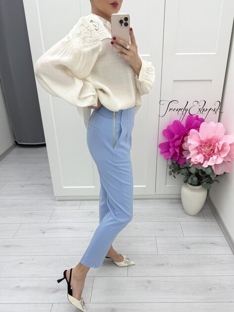 Modré elegantné nohavice so zipsom C260