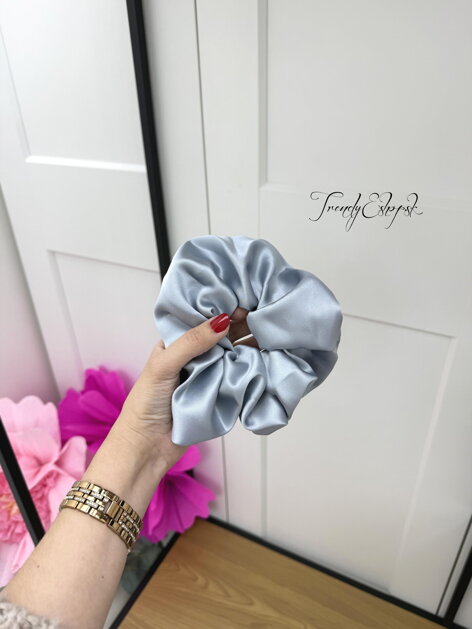 Modrá saténová gumička do vlasov C359