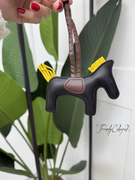 Prívesok HORSE - čierny B424