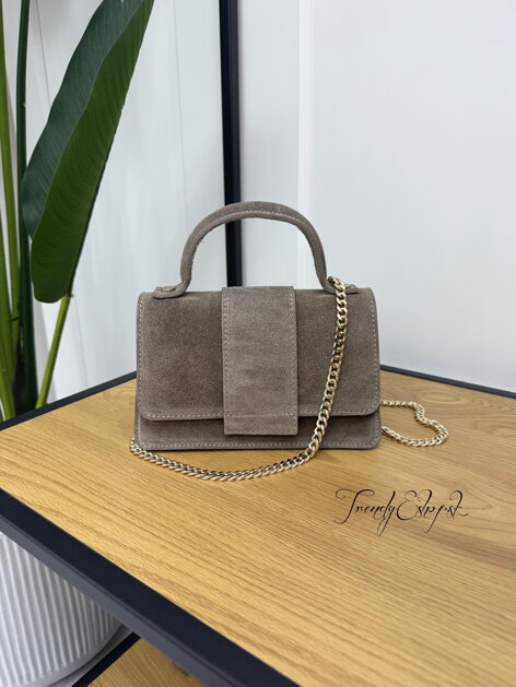 Malá crossbody kabelka z brúsenej kože - tmavé fango B1612