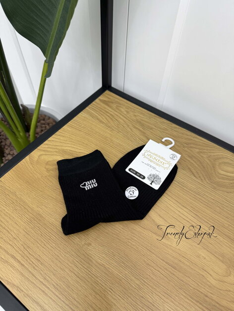 Ponožky so strieborným nápisom MIN MIN - čierne