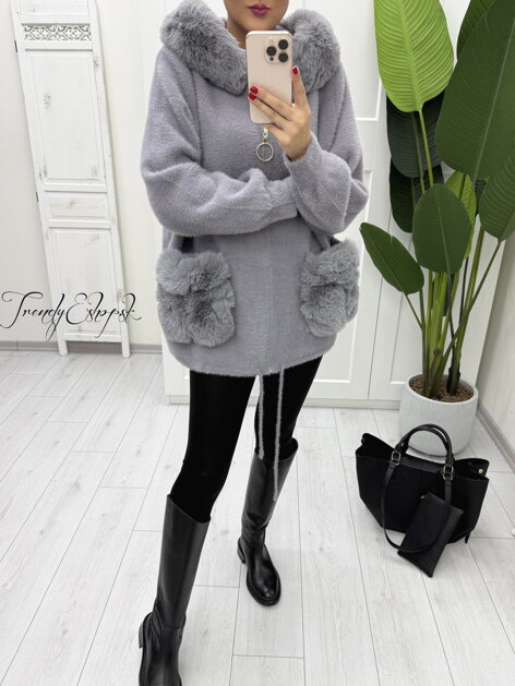 Príjemný kabát s kožušinou a so sťahovaním Alpaka - sivý B2161