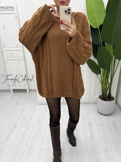 Dlhší sveter s vrkočovým vzorom - škoricový B2207
