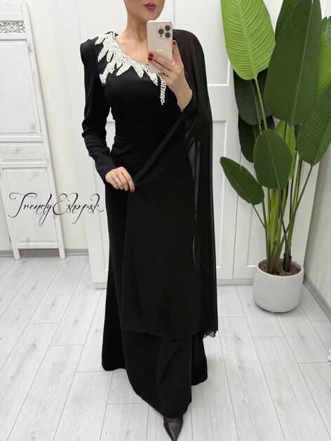 Elegantné šaty s jedným rukávom a perličkami - čierne B2197