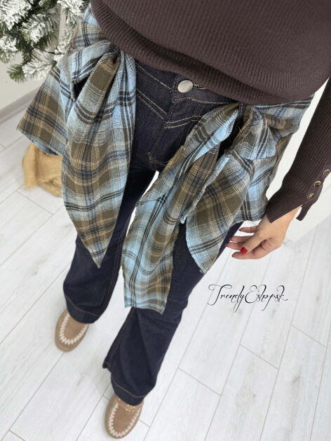 Zvonové rifle s károvanou šatkou - tmavomodré B2339