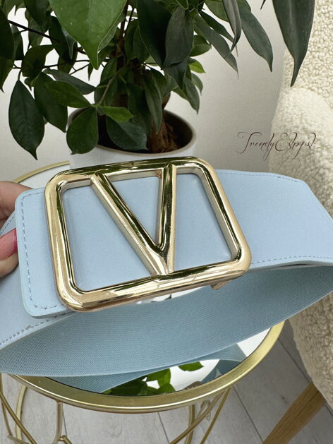 Gumičkový opasok so zlatou aplikáciou "V" - svetlomodro-zlatý N593