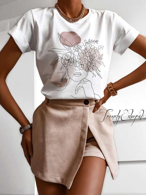 Zdobené tričko Woman and Flowers - biele S2474