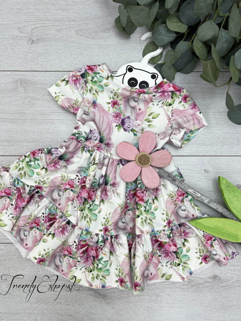 Detské kvetinové šaty s riasenou sukničkou Unicorn - ružovo-fialové S482
